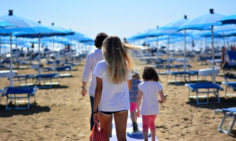 hotelgardencesenatico en july-family-special-all-inclusive-seaside-hotel-with-pool 013