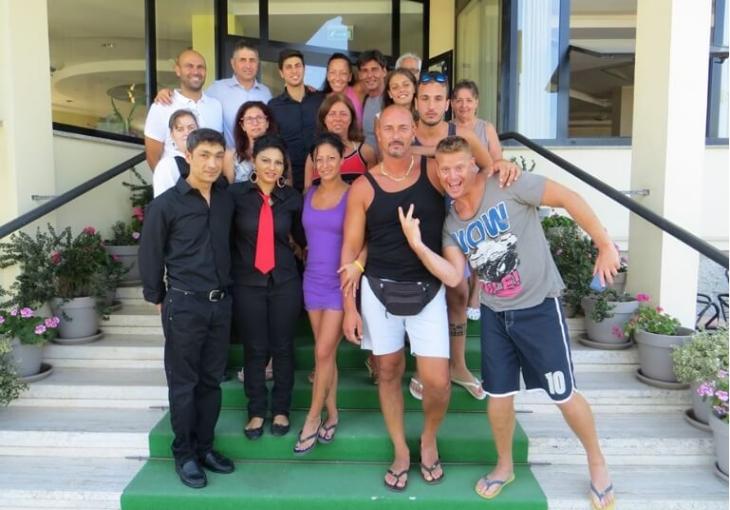 hotelgardencesenatico fr qui-nous-sommes 017
